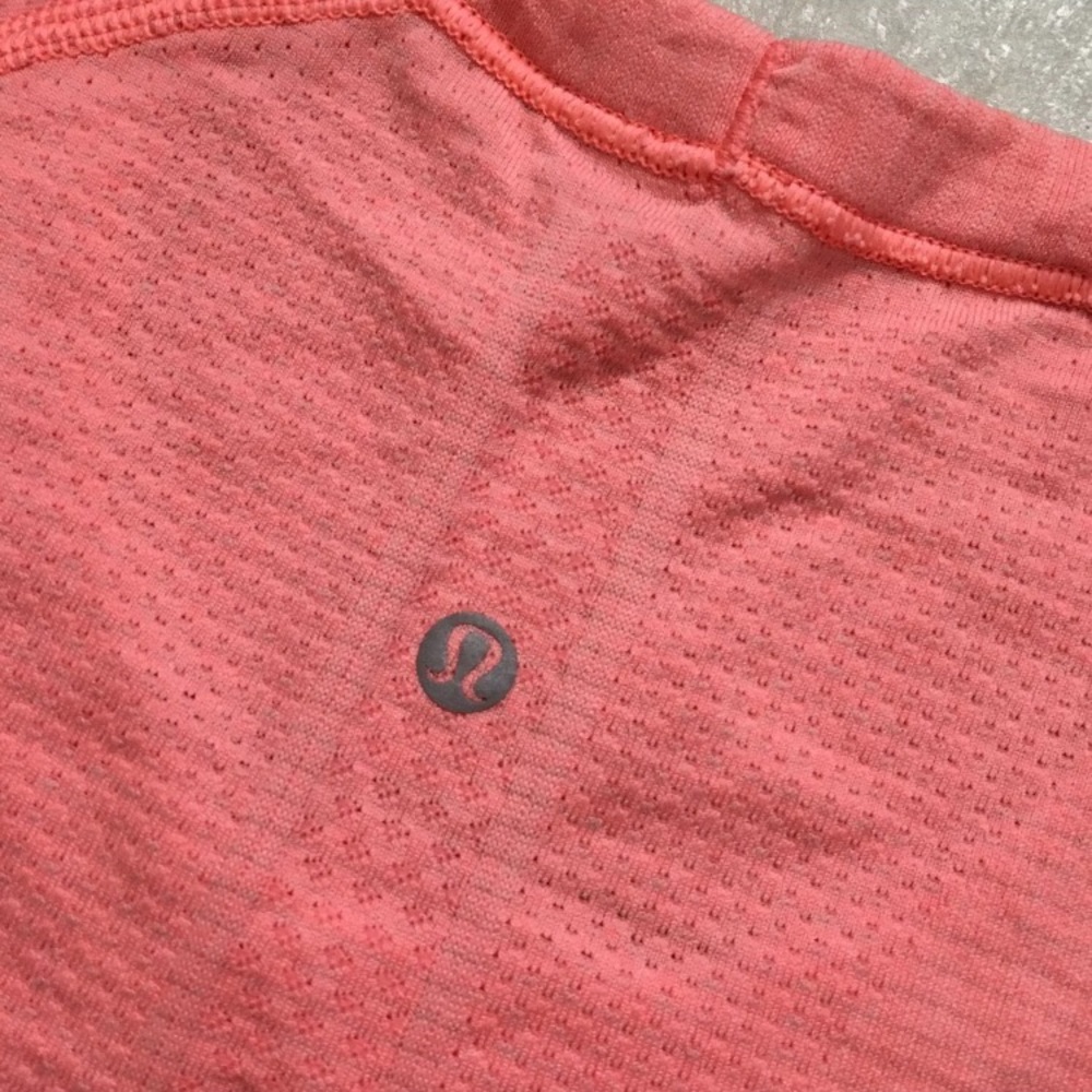 Short Sleeve Lululemon Swiftly Tech Shirt - Picture 6 of 7